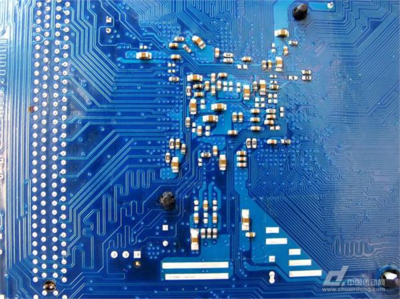 台积电10纳米芯片试产成功，开启集成电路新纪元——从制程突破看产业发展与未来趋势