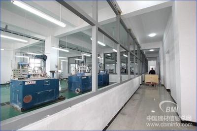 中国首条光刻石英玻璃基板成套生产线建成，为集成电路产业注入新动能